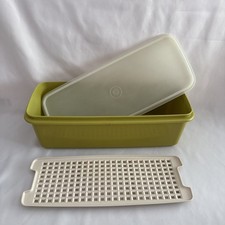 Vintage Retro Rectangle Tupperware Avocado Green .Salad / Fruit Storage Box