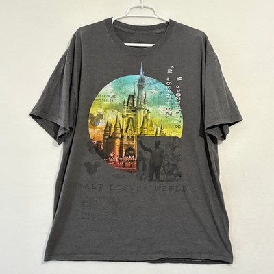 Disney Parks Graphic Tee Shirt Men s XL Gray Castel Magic Kingdom Short Sleeve