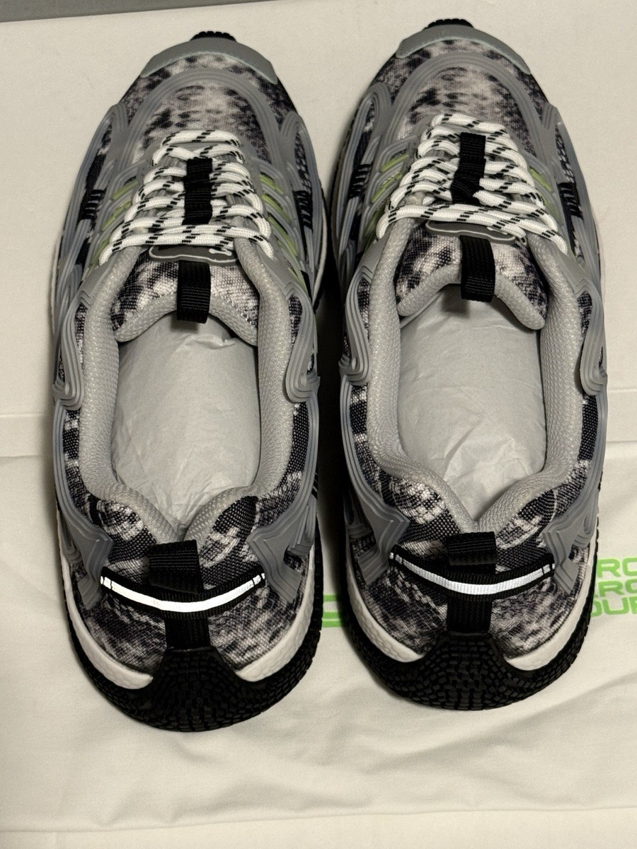 John Geiger 004 YOTS Year Of The Snake Black/Grey Python Size 13