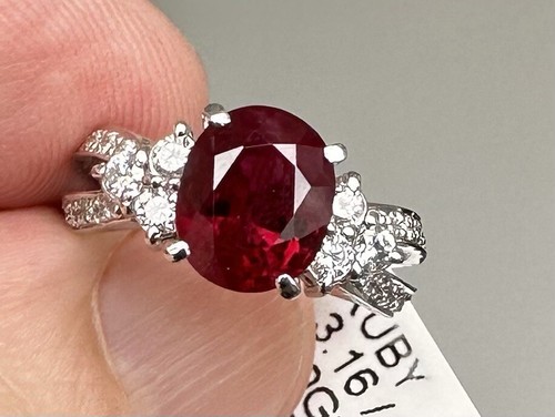 A Stunning 3.16ct Ruby & Diamond Platinum Ring GIA - Picture 2 of 13