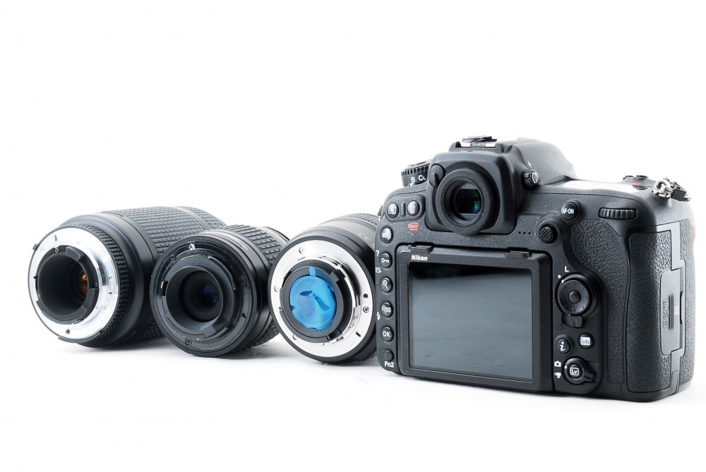 Nikon D500 20.9MP 50mm/28-80mm/70-300mm Lens Set [Exc+++] w/Box