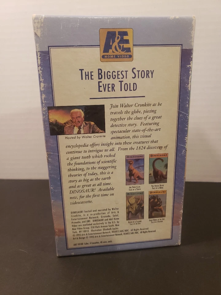 Dinosaur A&E Home Video with Walter Cronkite 4 VHS Set with Stickers Compete - Imagem 4 de 4