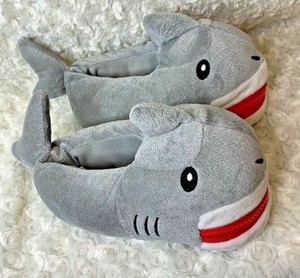wonder nation shark slippers