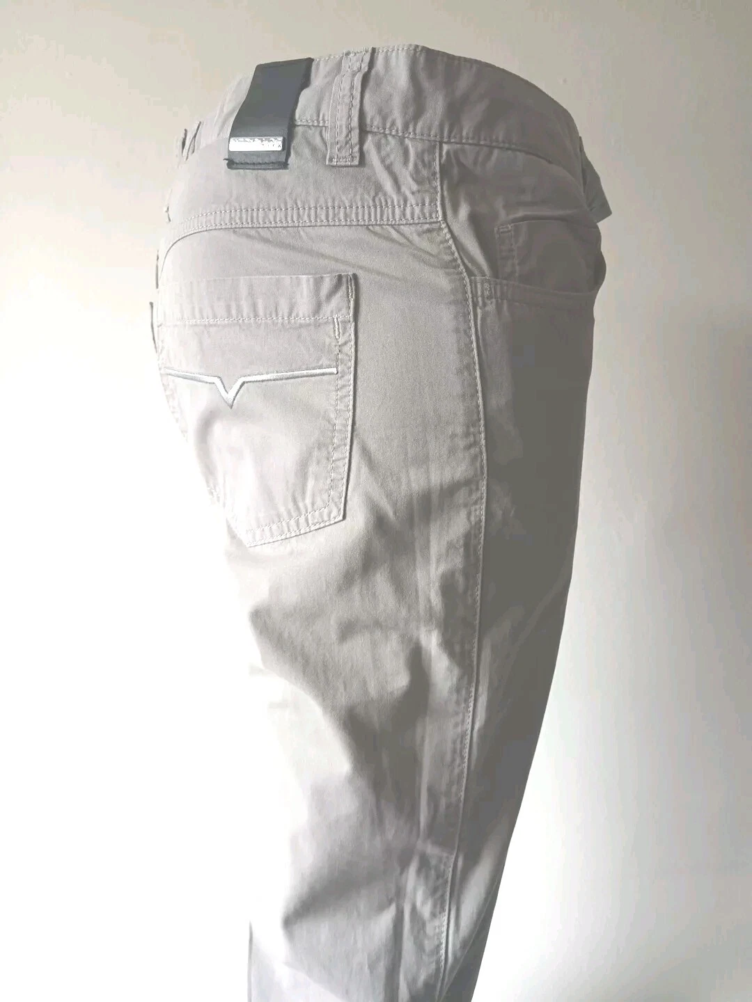 Pantaloni chino Versace taglia 30×32 gambe sottili 5 tasche estive leggeri con logo