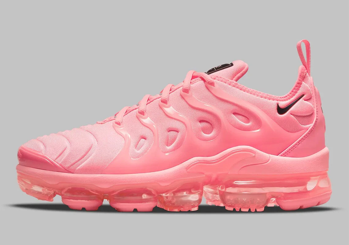 Air max shop vapormax plus pink