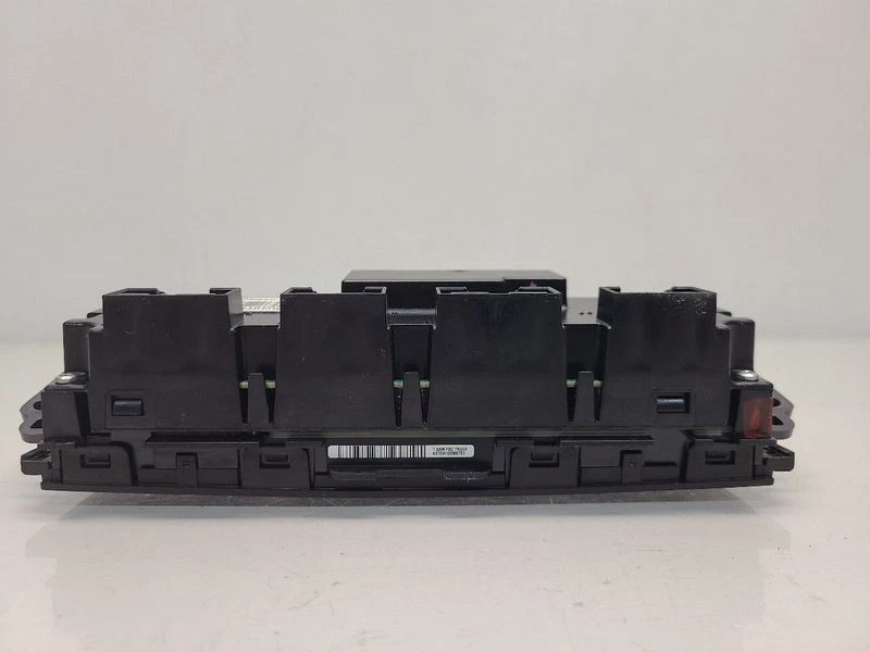 2008 - 2011 Chevrolet Silverado 1500 Heater Climate Temperature Control ATC OEM - Image 4 of 4