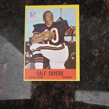 Philadelphia Gum 1967 Philadelphia Gale Sayers Chicago Bears #35 Football Card