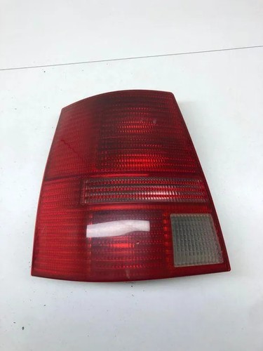 VW BORA Variant 1J6 Rücklicht hinten links 1.90 Diesel 2002 33824155