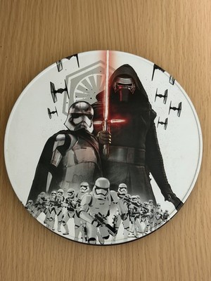 STAR WARS The Force Awakens 4er Set Metall Münze mit Dose Sammler Box Offiziell