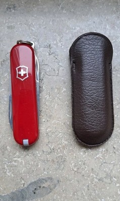 Victorinox Classic SD Swiss Army Knife Red   Vintage Model, Stainless Steel,...