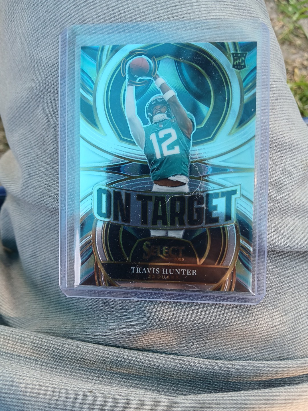 2025 Panini Select - On Target Travis Hunter #2 (RC)