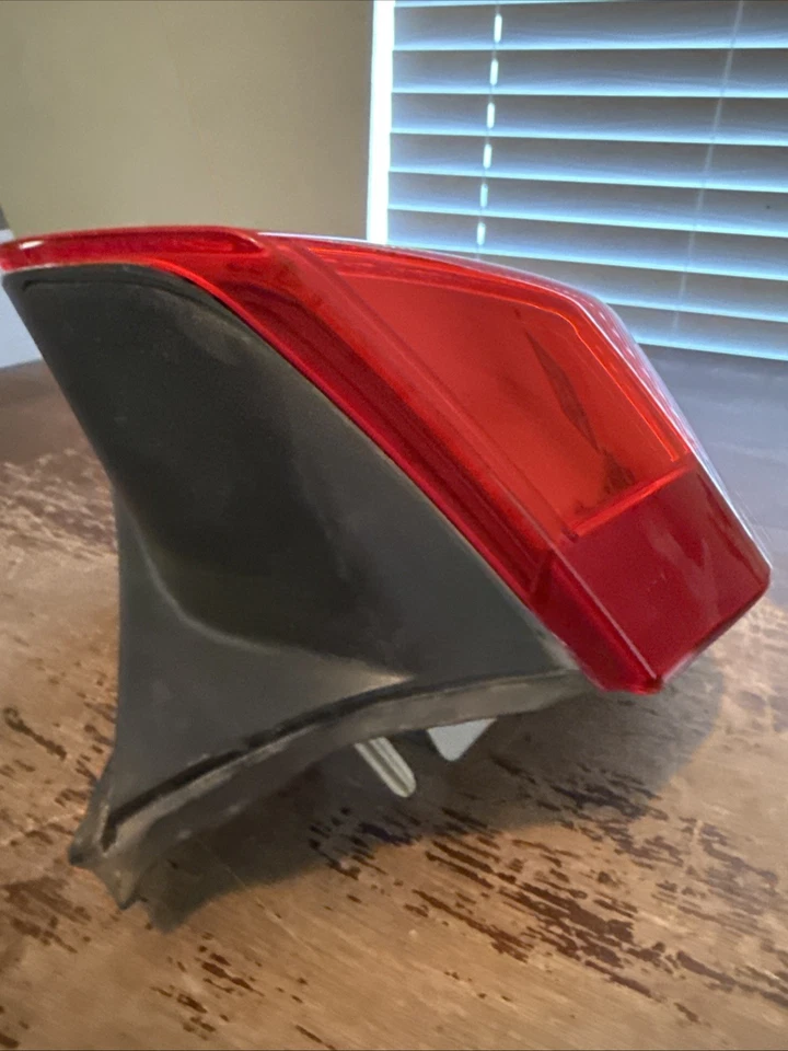 Conjunto de luz trasera izquierda inferior izquierda izquierda Volvo XC70 V70 2008-2013 LED OEM.U Foto 4 de 4