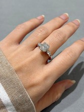 18K Weißgold Lab Grown Diamant Trilogie Verl...