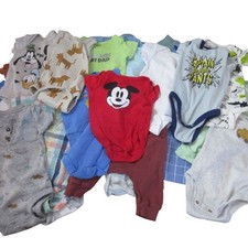 Lot of 25 Pieces - 0-3 Month Boys Spring/Summer Clothing 06