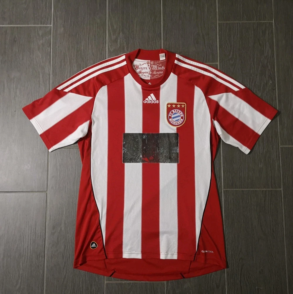 Vintage Retro 2010/11 FC Bayern München FCB Trikot Größe: M Fußball Streatwear