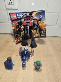 LEGO Nexo Knights: InfernoX Captures The Queen (70325) 100% Complete w/ Manual