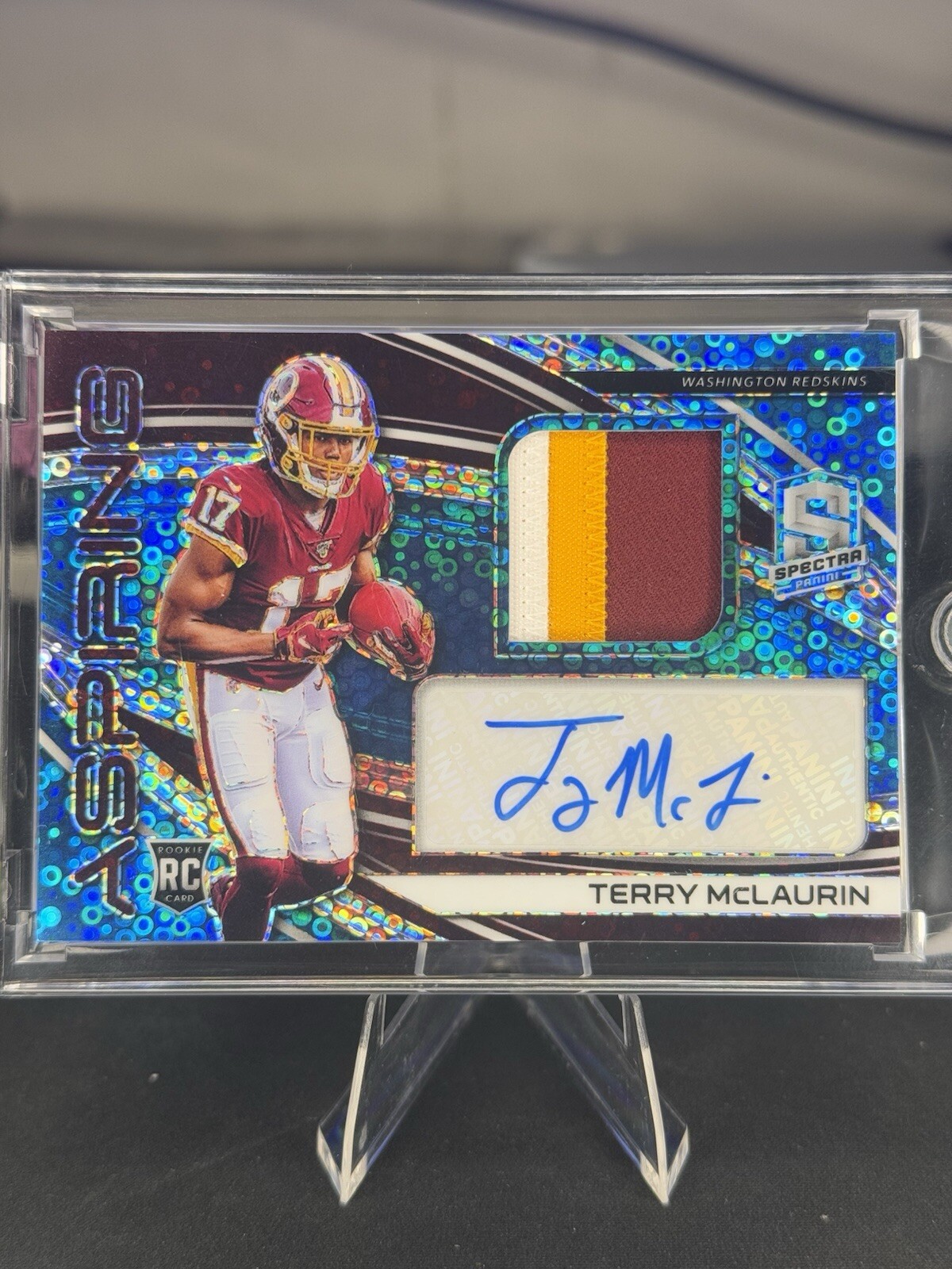2019 Panini Spectra - Aspiring RPA Neon Blue Prizm Terry McLaurin /99