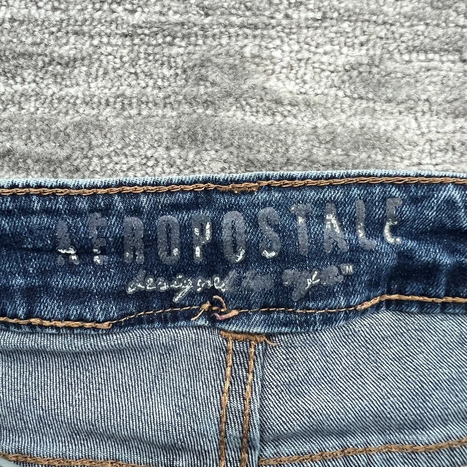 Aeropostale Jean Shorts Size 0 Womens Midi Cuffed Medium Wash Denim Blue - Image 3 of 4