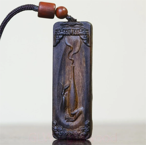 Ciondolo Avalokitesvara vero intaglio a mano indonesiano legno di agar selvatico essiccato - Foto 7 di 10