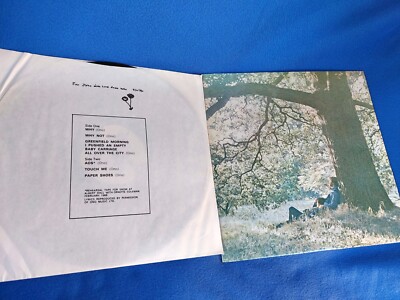 Yoko Ono Plastic Ono Band.  Vinyl LP Apple Records New York, Printed in U.S.A.