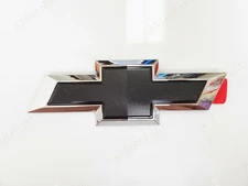2015-2020 Chevrolet Suburban Tahoe Black Bowtie Emblems 84722856 Rear Tailgate