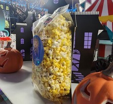 Fresh Ready to Eat Gourmet Popcorn Garlic Cheddar Cheese