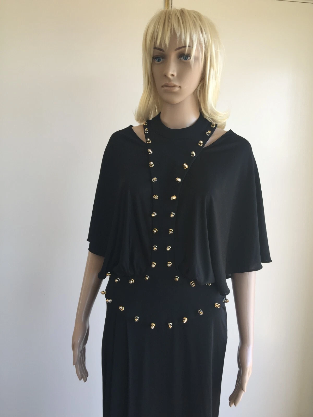 Abito impreziosito con borchie in metallo nuovo con etichette Versace Collection 6 Stati Uniti 42IT nero prezzo al dettaglio al dettaglio: $1295