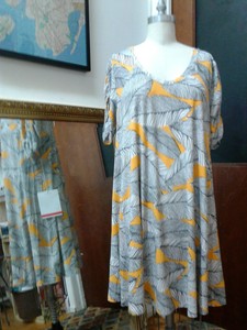 Ann-Taylor-Loft-Plus-Amalfi-Lemon-Scoop-Neck-Dress-SAMPLE-size-16-18