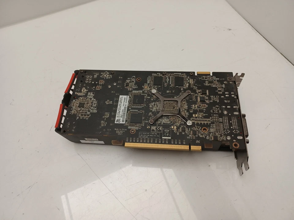 XFX Radeon HD 5770 1GB GDDR5 PCIe Graphics Card UNIT HD-577A-ZN - Image 4 of 4