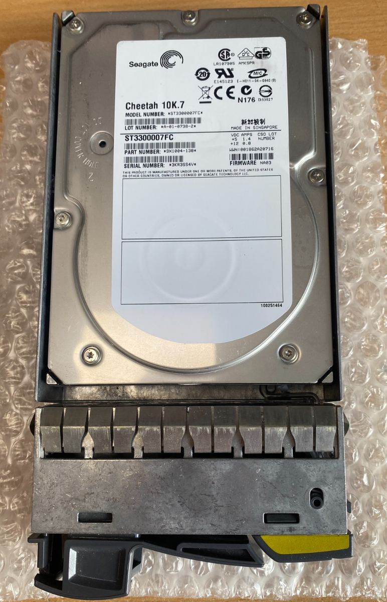 Seagate 9Z1066-883 300GB 15000RPM SAS 3Gb&frasl;s 16MB Cache 3.5-in HDD