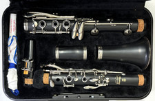 Yamaha Advantage Clarinet YCL-200ADI with Black Case  4C Mouthpiece