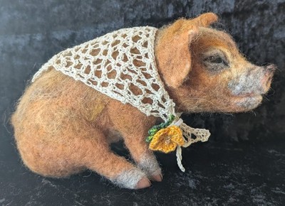 OOAK Needle Felted Seated Pig  Miss Fall  by Tatiana Trot 2018