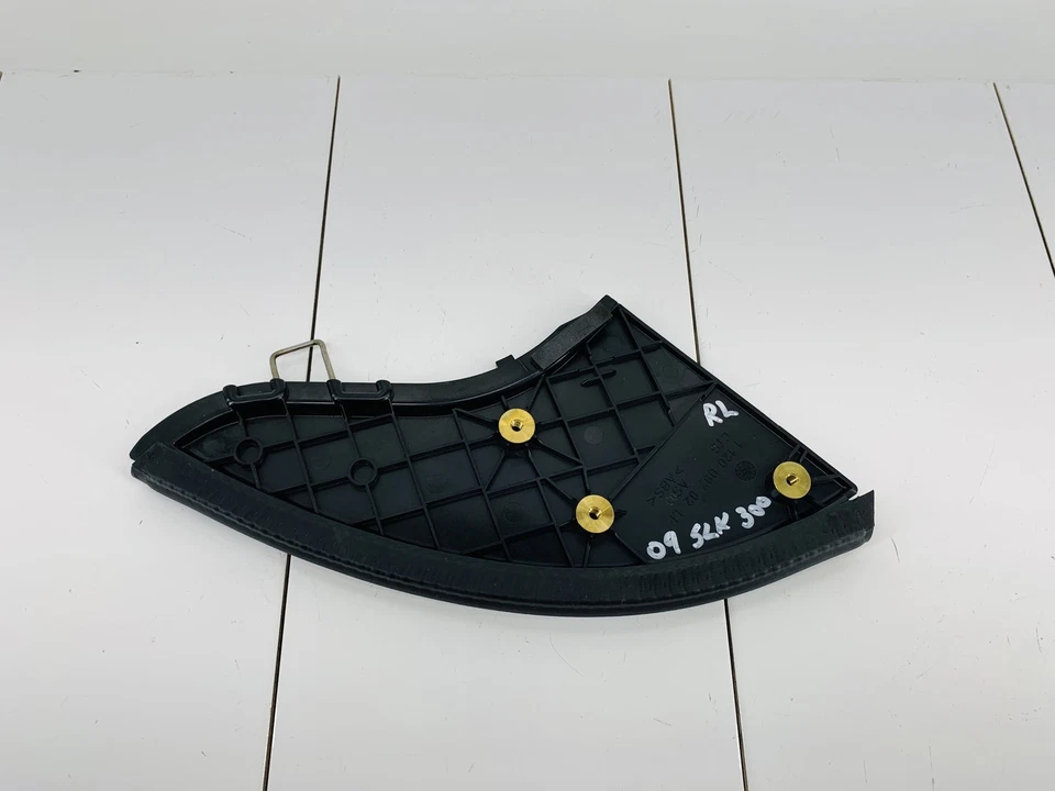 09-11 MERCEDES BENZ SLK300 TRASERO IZQUIERDO TAPA BISAGRA TAPA EXTENSIÓN MOLDURA OEM Foto 4 de 4