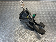 Peugeot 308 SW  2010 Assemblage pédale 50262225D NAB43821