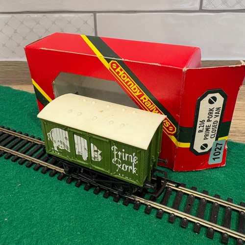 Hornby R.216 Prime Pork Closed Van Wagon - Spur 00 - Modelleisenbahn - 1027 OVP | Condition: Used