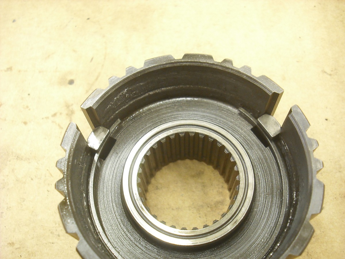 1984 Mitsubishi Mighty Max 2.3 KM 132 5 spd transmission