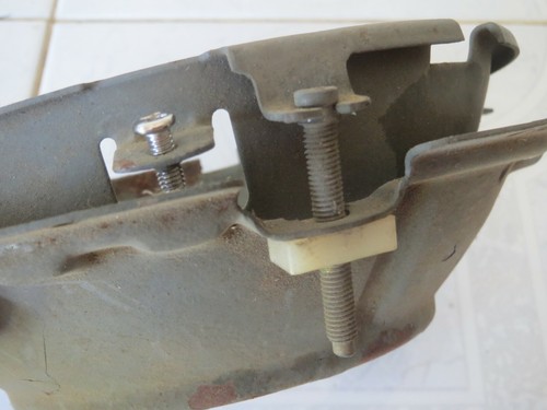 VW BUG BUS TYPE 3 HELLA SB12 HEADLIGHT BUCKET RIGHT WITH SCREWS 211 941 046 - Picture 12 of 12