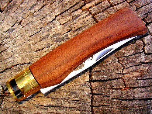 Antonini knives Italy Old Bear 23 X Large ring lock knife Walnut & Carbon steel - Picture 4 of 11