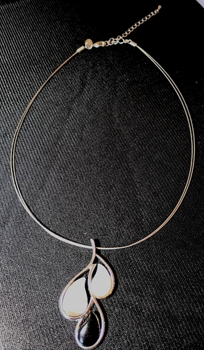 Lea Sophia necklace mono shell style NWOT - Picture 9 of 9