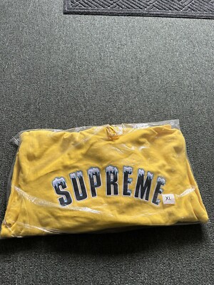 パーカー icy arc logo hooded sweatshirts yellow Supreme Icy Arc Hooded Sweatshirt. Yellow. Extra Large. New