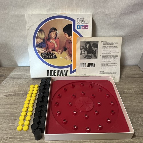 Hideaway Board Game Hasbro 1976 Hide Your Pieces - Family Fun Game 99% Complete!