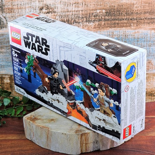 LEGO Star Wars Duel on Starkiller Base 75236 Building Toy Retired Collectible - Picture 3 of 8
