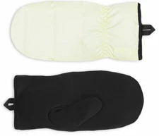 RAINS Foam Bator Puffer Mittens. Size Medium. NWT. Retail $70.