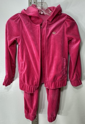 Juicy Couture girls 2pc Zip Up Pink Velour Jogging Set Size 4/5 - Picture 2 of 9