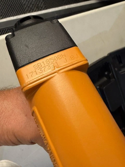 Bostitch SB-2in1 Brad Nailer Finish Stapler Combo Tool Brand USED AND TESTED 3F" - Image 4 of 4