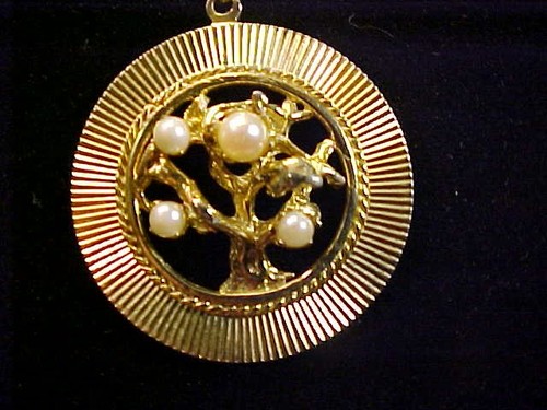 Gold Pendant w/4 Real Pearls Tree Of Life on 23" Gold Chain Necklace - Picture 4 of 6