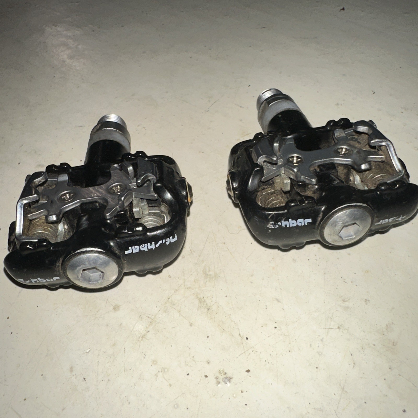Picture 4 of 7