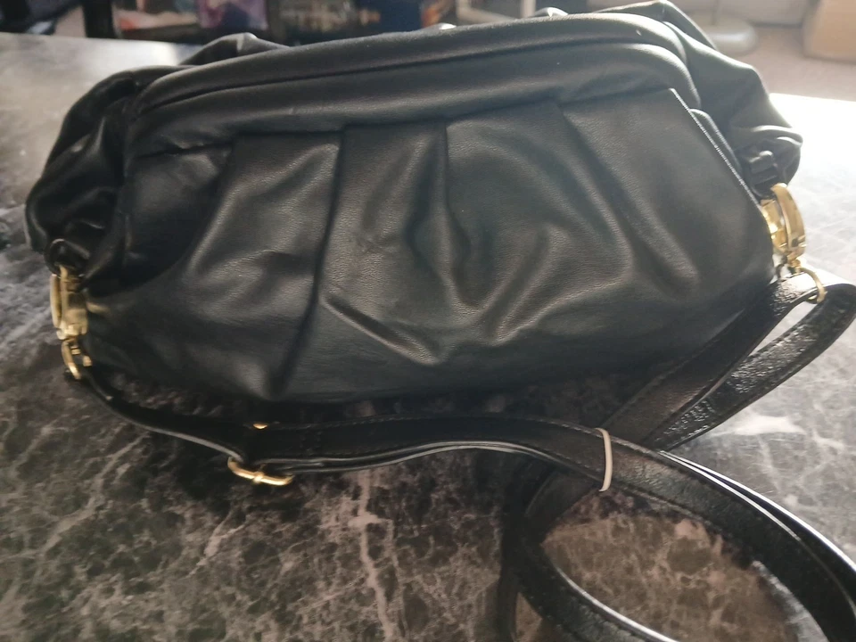 Badgley Mischka Couture Vintage Black Shoulder Carry Straps Satchel Clasp Hold - Image 4 of 4