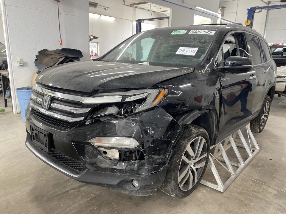 Espejo retrovisor interior delantero central usado se adapta a: Honda Pilot Elite 2017 marca de EE. UU. Foto 2 de 4