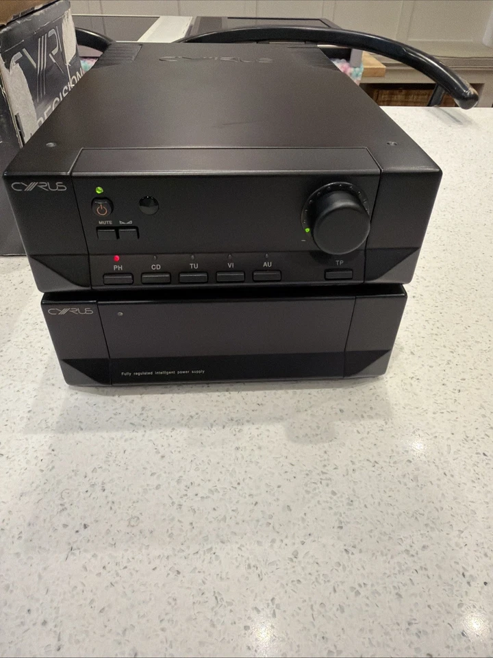 Cyrus 3 Integrated Amplifier + PSX-R FESH SERVICE - Smooth Black - Boxes - POST - Image 3 of 4